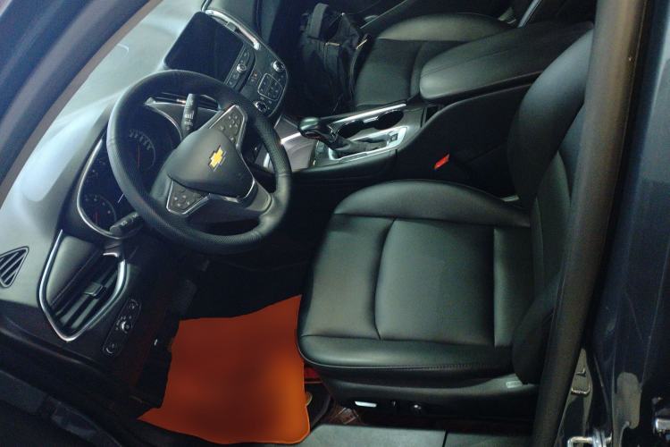 Used Chevrolet Malibu XL 2022 535T Automatic Sport Edition Left Front Seat