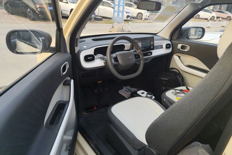 Used Geely Galaxy Panda 2025 210 km – Yuanqi Bear
