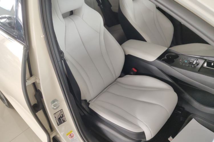 Used BYD Seal 06 New Energy 2024 DM-i 80KM Luxury Model Right Front Seat