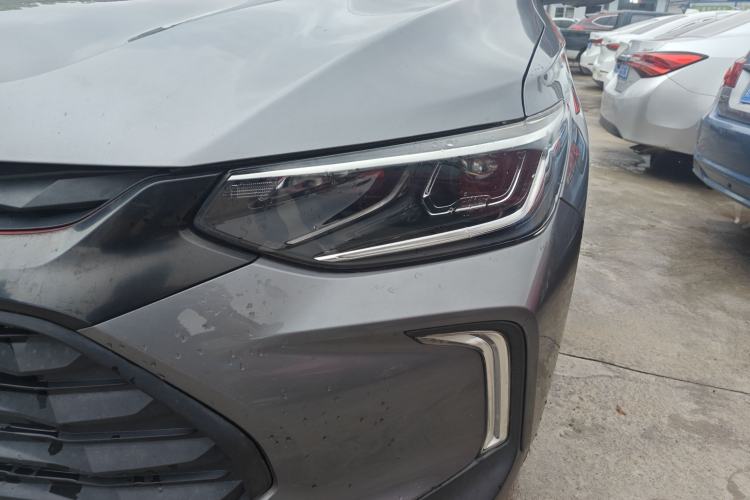 Used Chevrolet Trax 2019 Redline 335T CVT Trendy Version China VI Standard
