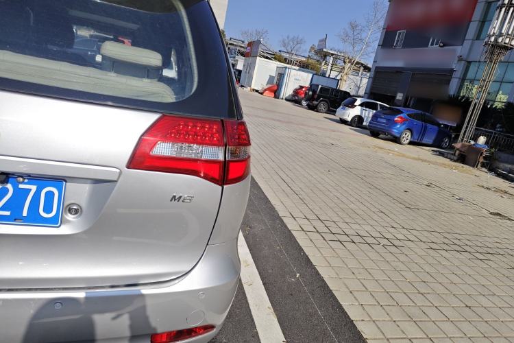 Used BYD M6 2013 2.0L Manual Comfort Edition
