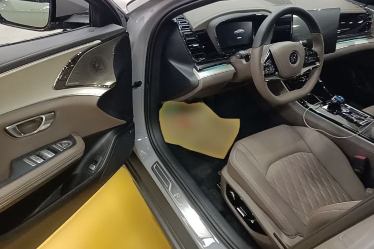 Used BYD Han 2025 DM-i Intelligent Driving Edition 125KM LiDAR Flagship Model
