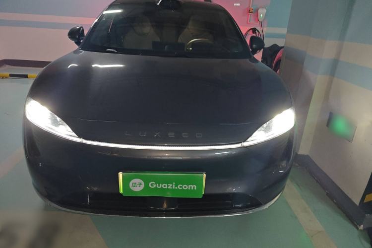 Used Hima Luxeed R7 2024 All-Electric 802 km Max