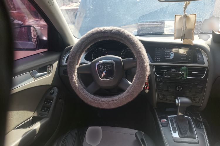 Used Audi A4L 2010 2.0 TFSI Standard Edition
