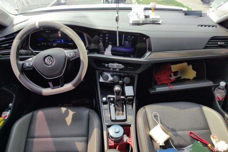 Used Volkswagen Sagitar 2021 200TSI DSG Comfort Connect Edition Center Console