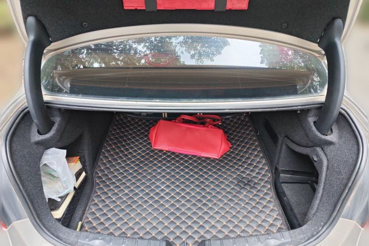 Used BMW 3 Series 2013 320Li Fashion Model
