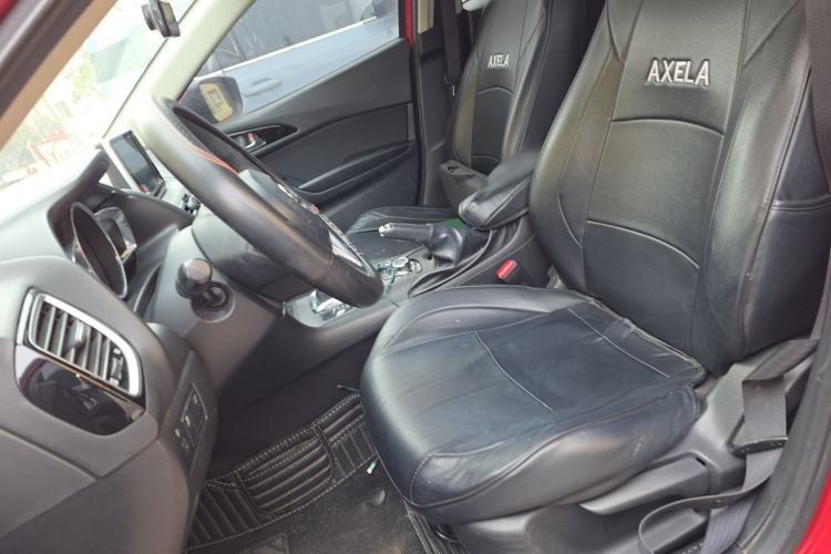 Used Mazda Mazda 3 Axela 2016 Sedan 1.5L Automatic Comfort Model