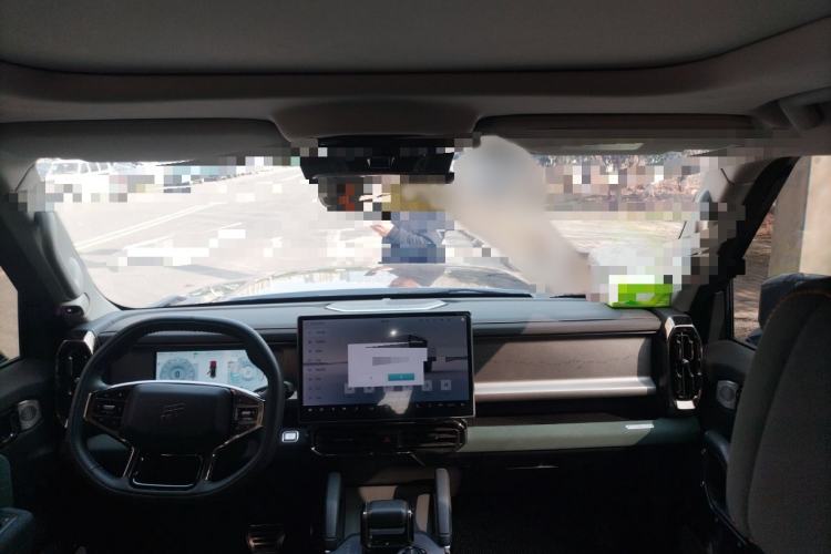 Used JETOUR Traveler 2023 2.0T All-Wheel-Drive CrossPRO Interior 2