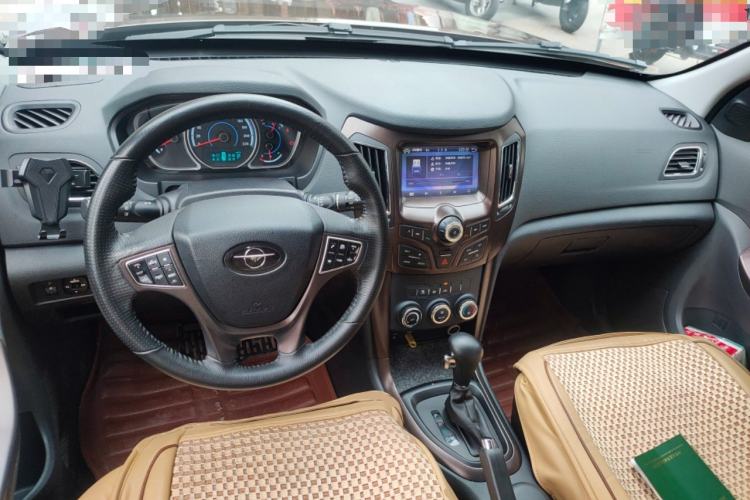 Used Haima S7 2015 2.0L Automatic Smart Enjoyment Version Center Console
