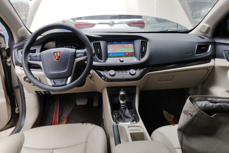 Used Roewe 360 2015 20T TST Deluxe Edition
