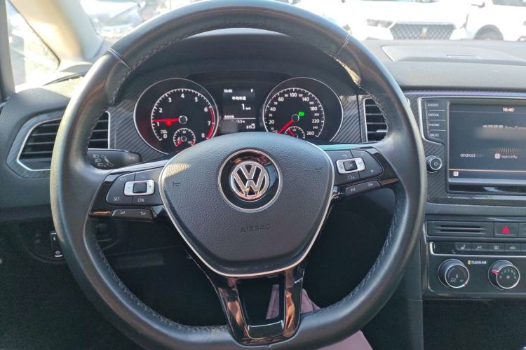 Used Volkswagen Golf Sportsvan 2016 280TSI Automatic Luxury Model Steering Wheel