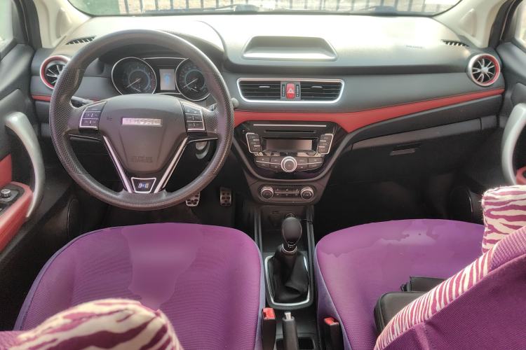 Used Haval H1 2016 Revised Version Blue Badge 1.5L Manual Standard Edition
