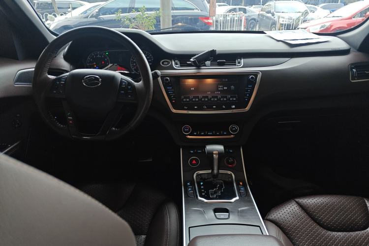 Used Land X7 2015 2.0T Panoramic Prestige Edition