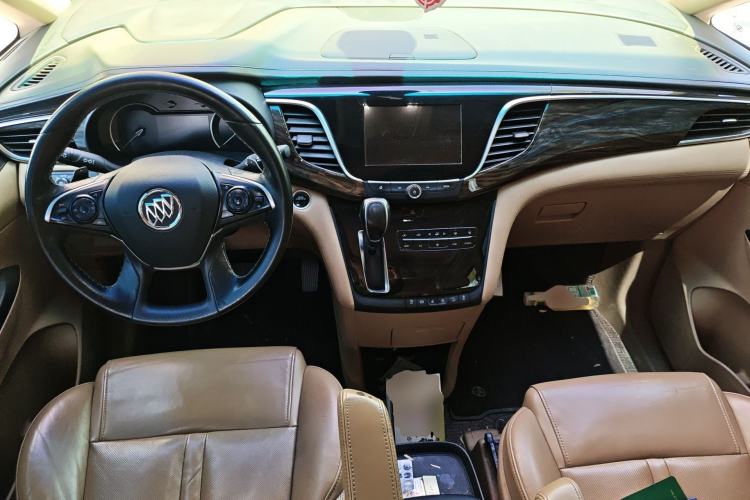 Used Buick GL8 2017 ES 28T Luxury Model China V Standard Center Console