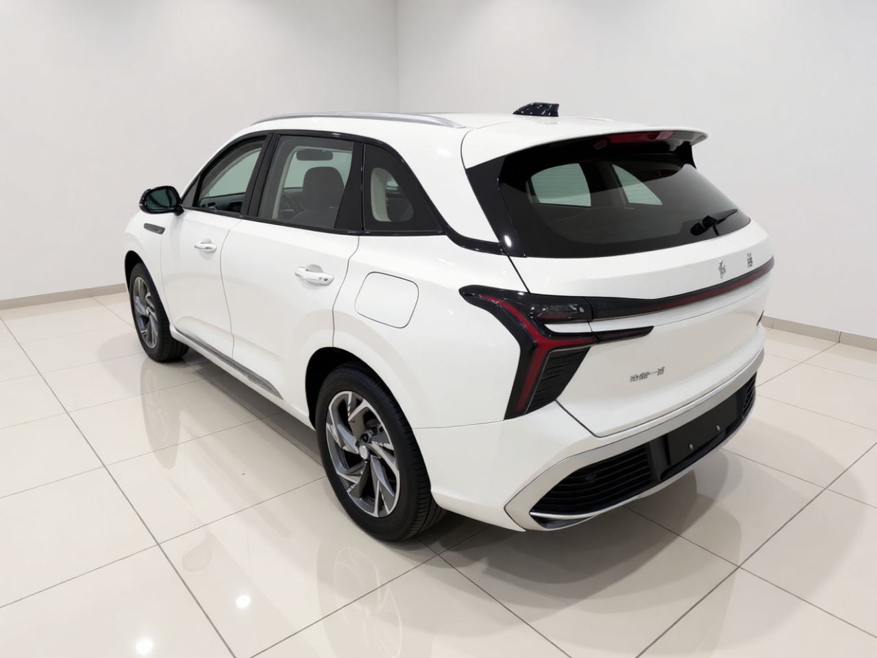 Hongqi HS3 PHEV 2025 Model 125km Jingwei 2 Millionth Anniversary Edition — снимка 4