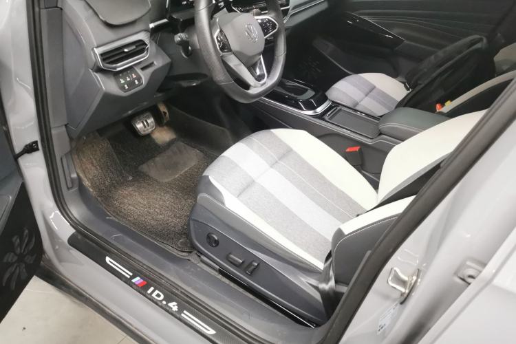 Used Volkswagen ID.4 CROZZ 2024 Pure Edition Limited Edition Left Front Seat