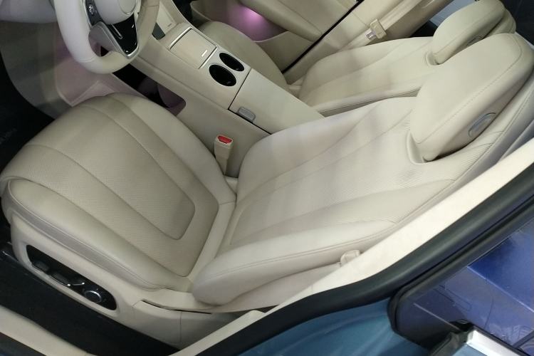 Used Hima Luxeed R7 2024 All-Electric 736 km Ultra
