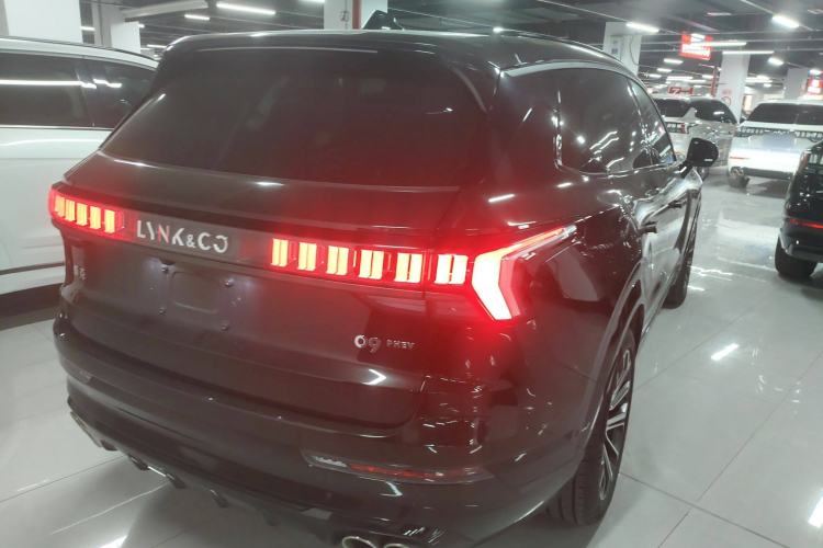 Used Lynk & Co 09 EM-P 2021 2.0T PHEV Halo Six-Seater
