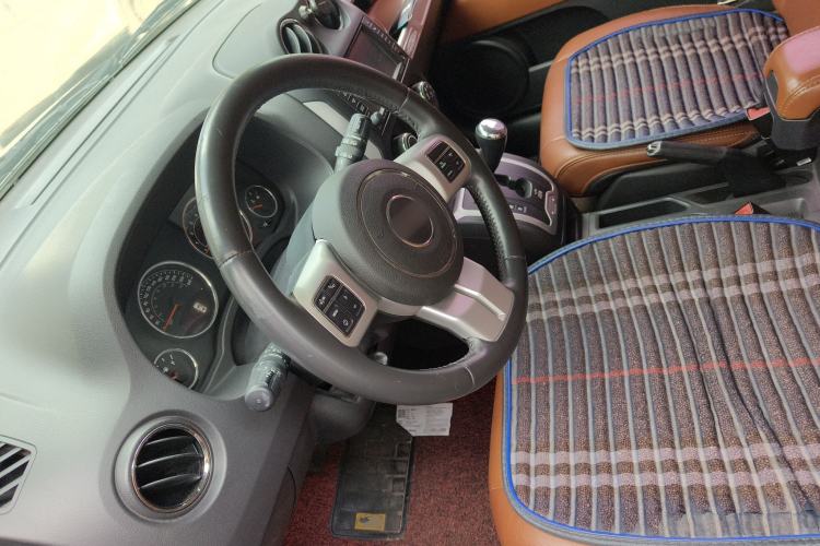 Used Jeep Compass 2014 2.4L four-wheel drive luxury navigation version
