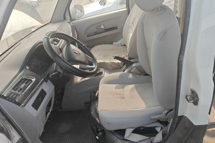 Used Jinbei New Hiace X30L 2016 1.5L Wealth Edition DLCG14 Left Front Seat