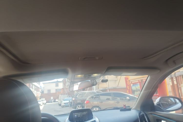 Used Haima S5 2015 1.6L Manual Smart Luxury Model Headliner