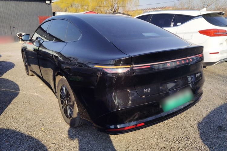 Used Nissan N7 2025 510 Air
