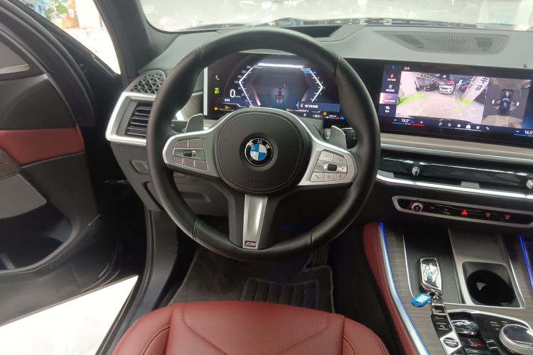 Used BMW X5 2023 xDrive 40Li M Sport Night Edition Package