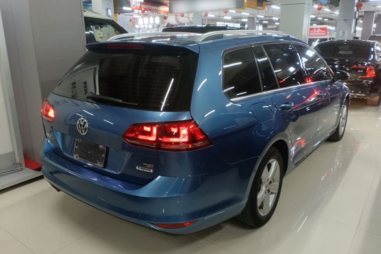 Used Volkswagen Golf 2014 1.4TSI Luxury Travel Edition
