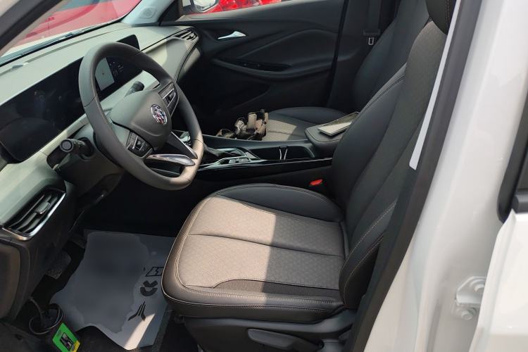 Used Buick Verano 2023 Pro Enjoyment Edition Left Front Seat