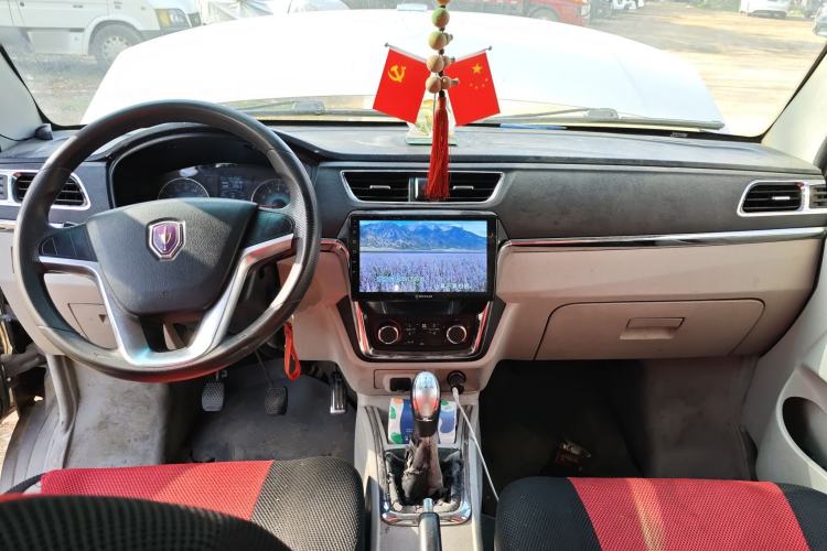 Used Jinbei New Hiace X30L 2016 1.3L Wealth Edition DLCG12 Center Console