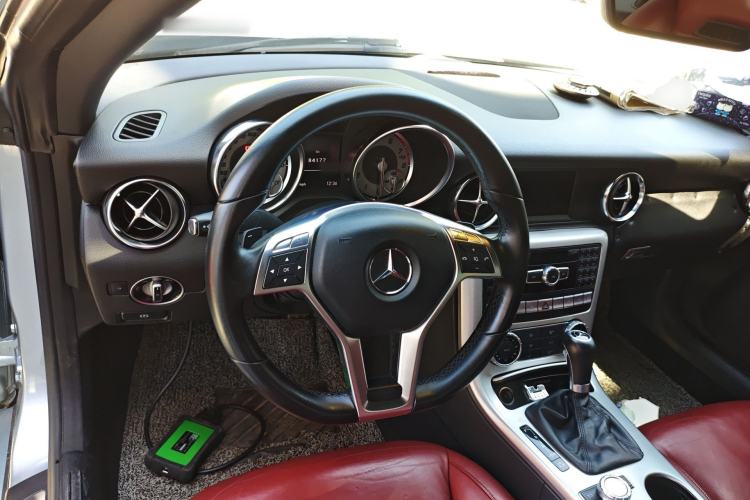 Used Mercedes-Benz SLK-Class 2011 SLK 200 Fashion Model Steering Wheel