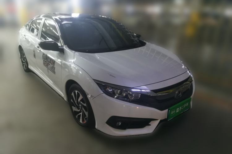 Used Honda Civic 2016 220TURBO CVT Luxury Edition Front Right 45 Deg