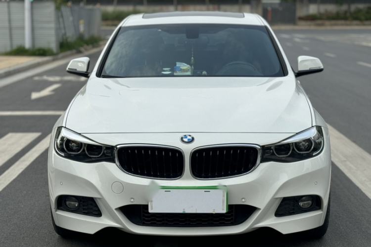 Used BMW 3 Series GT 2018 330i xDrive M Sport Edition Exterior 2