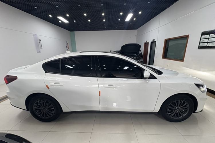 Used Ford Focus 2022 Sedan EcoBoost 180 Automatic Performance Edition