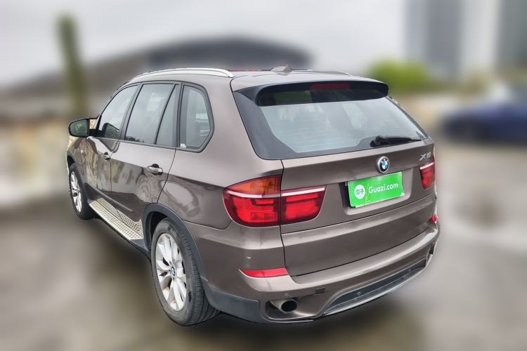 Used BMW X5 2011 xDrive35i Luxury Model Rear Left 45 Deg