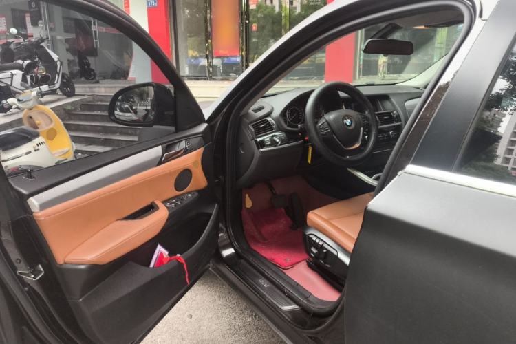 Used BMW X4 2014 xDrive28i Leading Model
