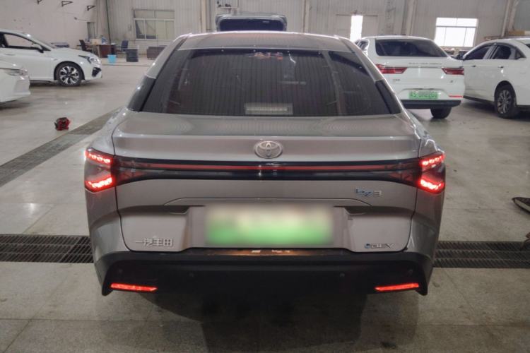 Used Toyota bZ3 2024 517 km Elite PRO Rear