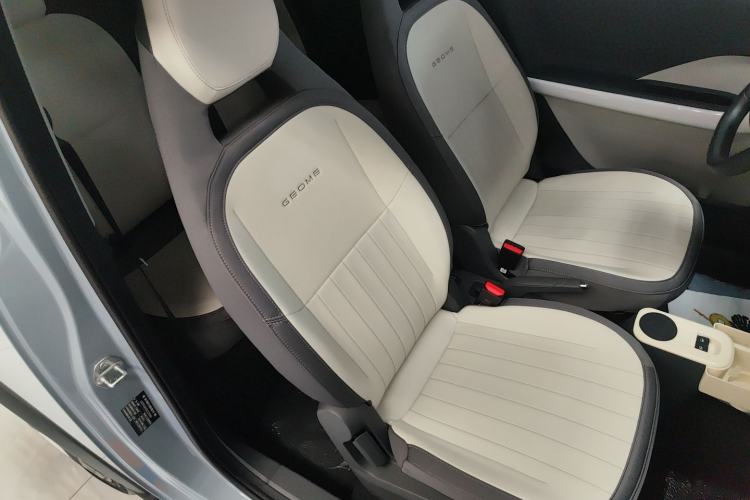 Used Geely Galaxy Panda 2025 210km Panda Kart Right Front Seat