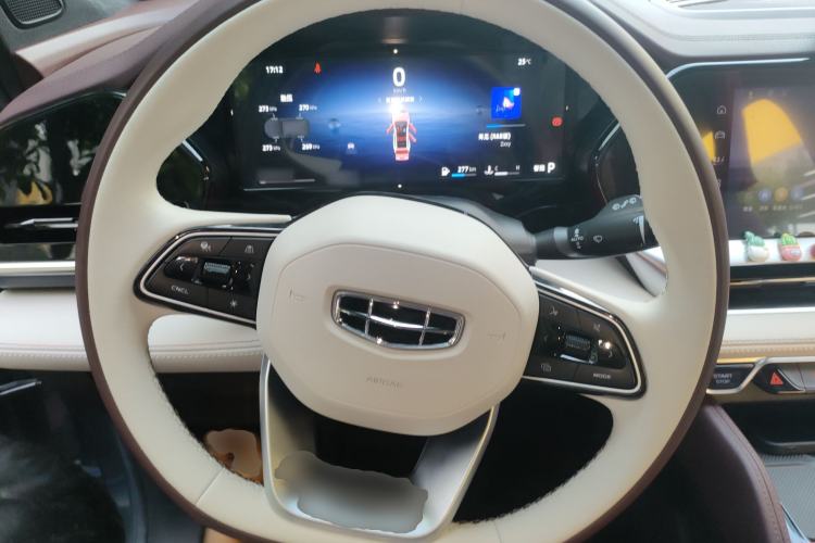 Used Geely Auto Monjaro L 2024 2.0TD High-Power Automatic Two-Wheel Drive Yunqi Version Steering Wheel