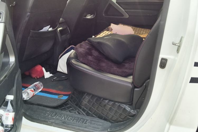 Used Huanghai N3 2017 2.4T Automatic Two-Wheel Drive Sport Edition 4K22D4T