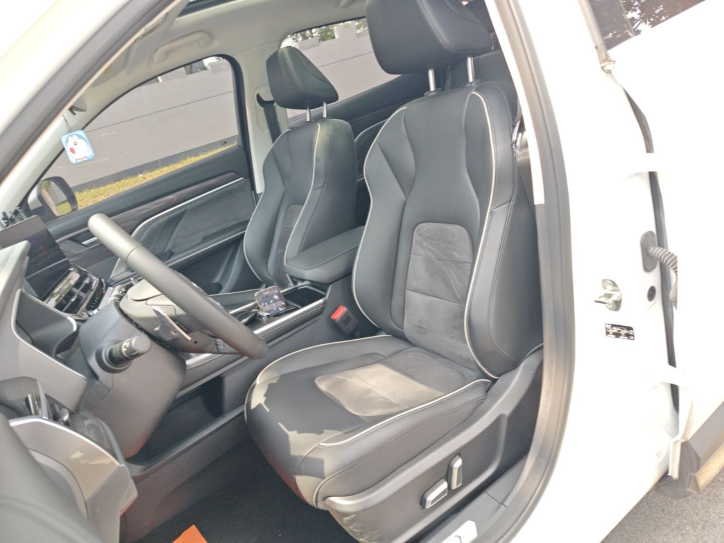 Vordere Reihe im Auto