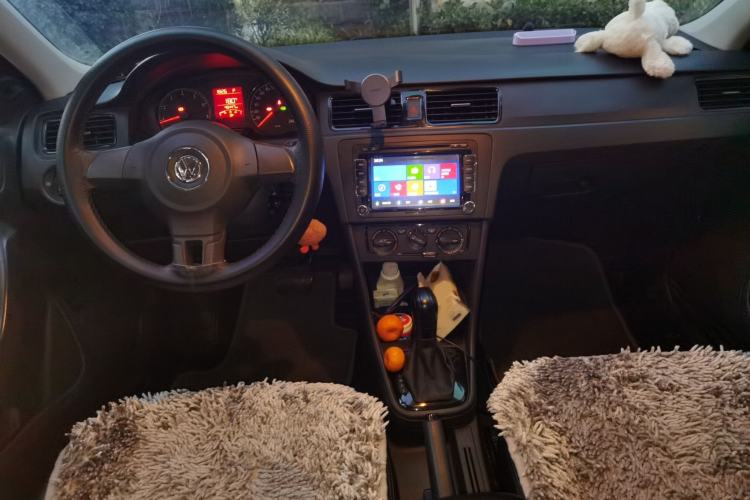 Used Volkswagen Santana 2015 1.6L Automatic Fashion Edition