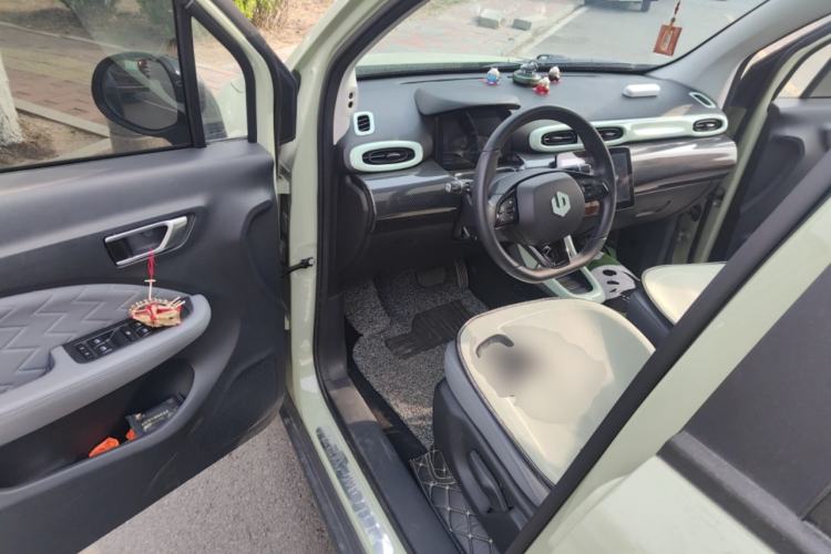 Used Leapmotor T03 2021 400 Luxury Pro Edition Driver Seat