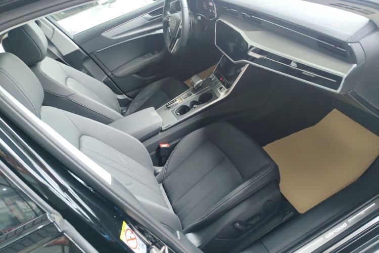 Used Audi A6 2024 allroad quattro 55 TFSI Prestige Off-Road Model