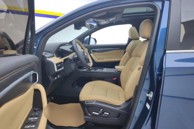 Used Geely Auto Haoyue L 2023 2.0T DCT Flagship Version
