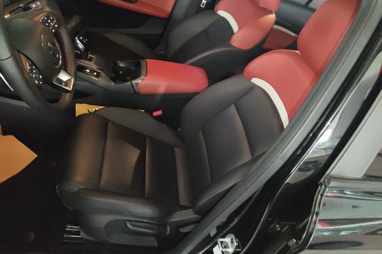 Used MG 5 2021 300TGI DCT Elegant Luxury Edition
