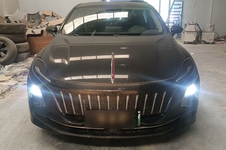 Used Hongqi E-QM5 2022 431 km Charge & Enjoy Edition Front