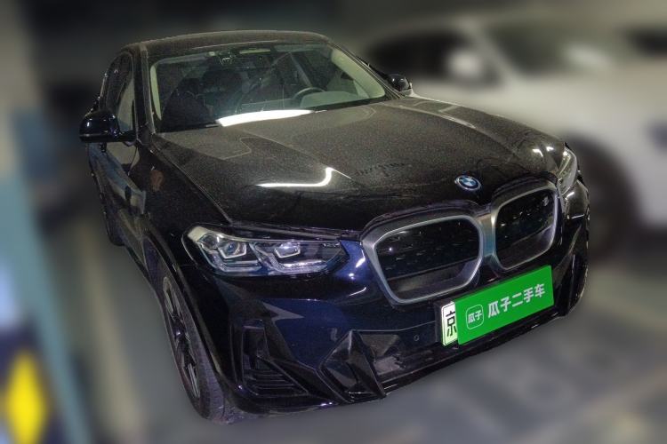 Used BMW iX3 2022 Updated Leading Version Front Right 45 Deg