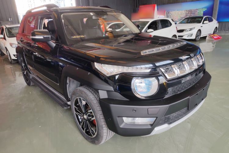 Used BAIC Off-Road BJ20 2016 1.5T CVT Prestige Edition Front Right 45 Deg