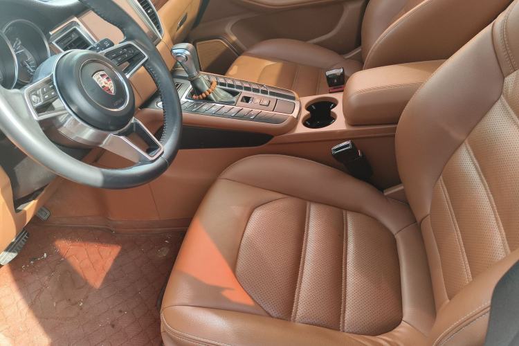 Used Zotye SR9 2017 2.0T Automatic Ultimate Light Edition
